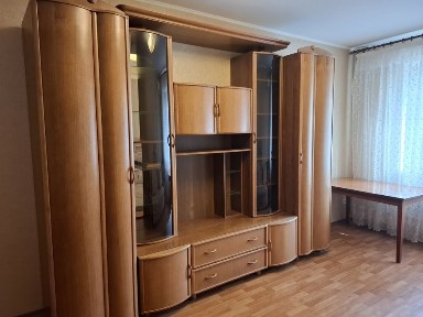 Здаю 1но кімнатну на 5 Зарічному 5/9