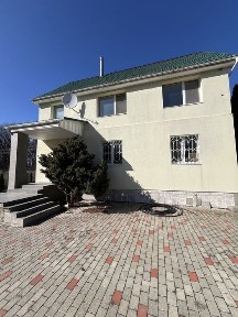 Продам будинок в лісі