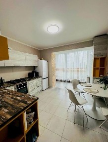 Квартира в центрі, Перемоги 119А, сертифікат!