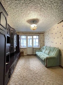 Нові Будинки біля Жасмінового бульвару. Гарна 1 кімнатна квартира, житловий стан.