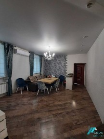 продаж затишної 3 кімнатної квартири в котеджі