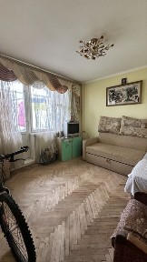 Продаж 4кім. квартири вул. Коломийська