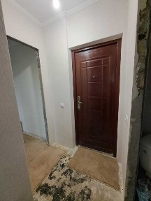 продаж 1кім квартири вул. Петлюри в житловому стані