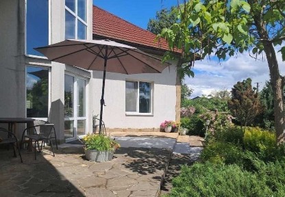 Оренда 5-кімнатної квартири 250 м², Плютовська