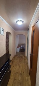 Сдается посуточно 2 комнатная квартира, 1 ЭТАЖ. АРТЕМА, ЦЕНТР, ЖД