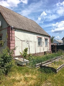 Добротний будинок з гаражем. СЕРТИФІКАТ