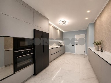 Продажа 3х кімнатної квартири, пр. Валерія Лобоновського 4в