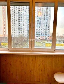 Продаж 2 к квартири біля озера 2й поверх