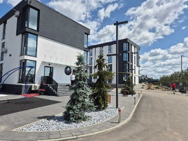 Нова 3к кв. 65м. кв. ЖК 