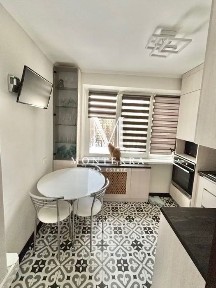 Продаж 3-к квартири з ремонтом, меблями та технікою Новобіличі, Київ, Правий берег, метро Академмістечко