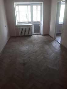 Продаж 3к квартири пр. Центральний/8 березня на 5 поверсі з 5