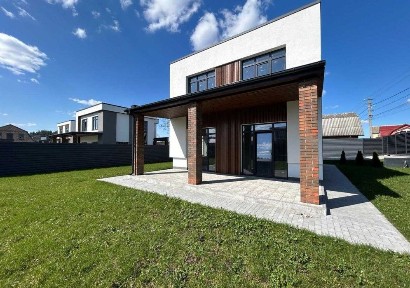 Продаж чудового будинку в Білогородці, на 5ти сотках землі під чистове оздоблення