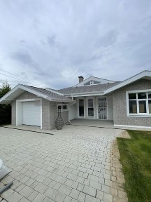 Продаж будинку 160 м2 ділянка 7 соток Бобриця