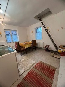 Продається частина будинку