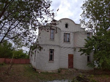 Продажа дома в селе Попельня с участком.