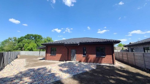 • Продам новый дом с ремонтом и встроенной мебелью на ул. Широкая (20 горбольница) )