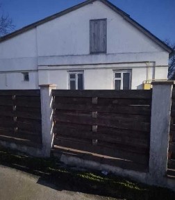 Здам половину будинку з окремим входом в м. Вишгород.