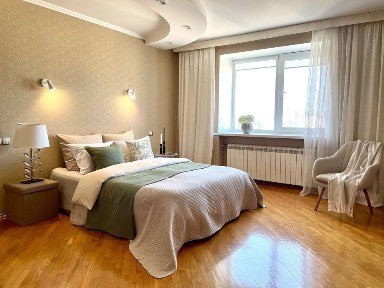 Без %. Продаж квартири з ремонтом - 1000 у.е. за м2. Драгоманова 15-А.