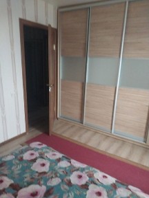 Продам квартиру вул. Новодарницька
