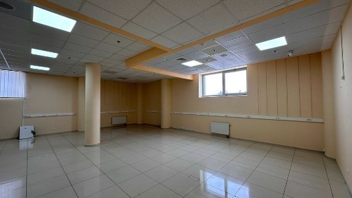 Оренда офісного приміщення 102м поруч з ринком Урожай