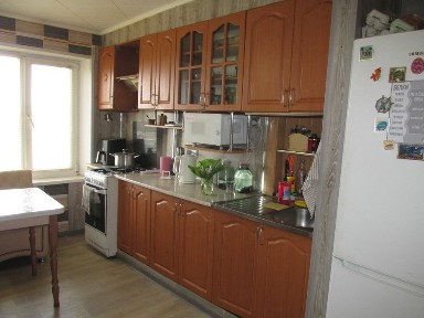 Продам або обміняю на приватний будинок 3 кімнатну квартиру по вул. Поштовій (р-н Міської лікарні)