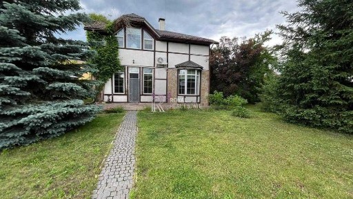 Оренда Будинок Козин КМ Кантрі 4 кімнати 330 м² Камін Озеро Гараж Охорона Тенісний корт Закрита територія
