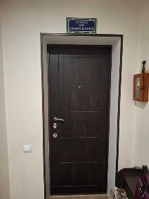 Продам в Центрі Двокімнатну, з Меблями і Ремонтом