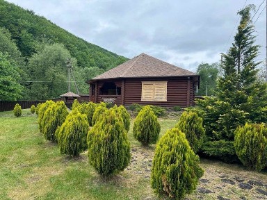 Продаж заміського будинку