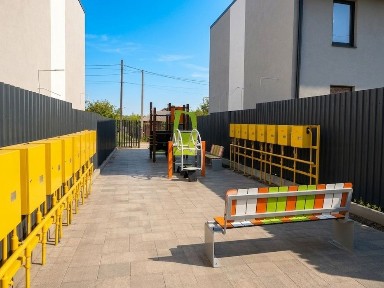 Таун в Гострмелі за вигідну ціну. З наповненням !