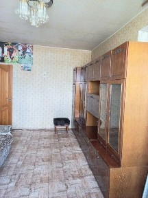 М. Холодная Гора, продам 2ух комн. квартиру ул. Волонтерская 63