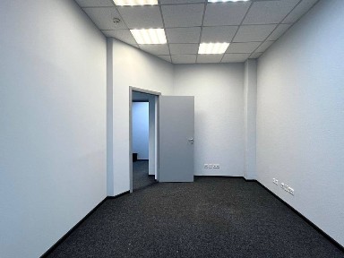 Офіс в центрі. 26м². Площа Українських Героїв. Опалення. 14300грн