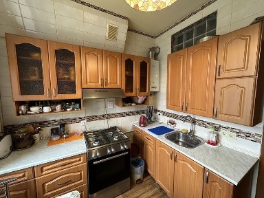 Продам 2х. кв. 2/2 S-43м2 кирпич газ на Лысой горе, круг Новый быт.