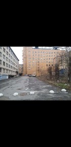 Сдам помещениемв центре, ТЦ атриум, под офис, склад, требует ремонта