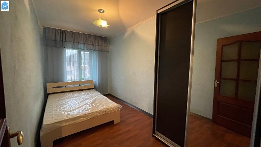 Оренда 3-кімнатної квартири Дарницька площа Харьковське шосе Газ