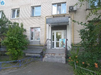 Продаж комерційного приміщення на вул. Ахматової Анни 7/15, площа 115 кв. м • ID 33180314