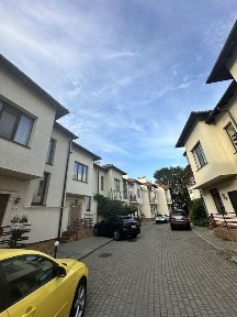 Дом в закрытом кооперативе в Одессе, Белый Цветок, Вавилова, 16 Фонтана