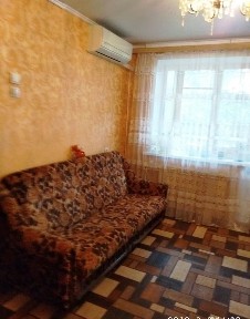 Дніпро, Александра Поля просп., 82