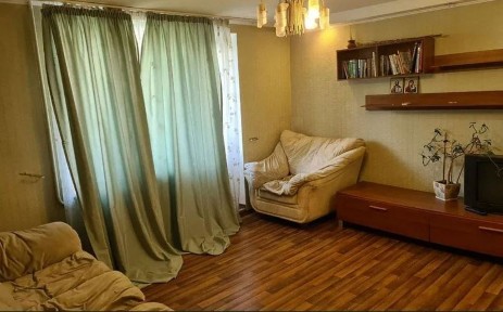 Днепр, Маршала Малиновского ул., 6