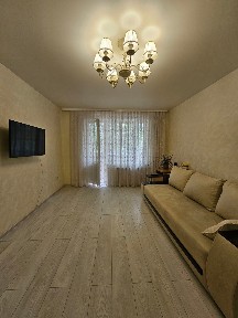 Оренда 1-кімнатної квартири 39 м², Добровольців вул.