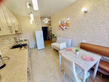 Дніпро, Володимира Антоновича вул., 36А