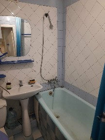 Дніпро, Олександра Поля просп., 7