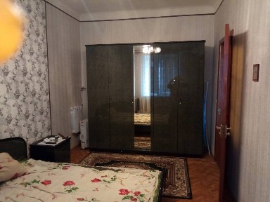 Дніпро, Дмитрія Яворницького просп., 94