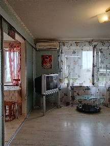 Днепр, Менахем-Мендл Шнеерсона ул., 15