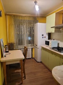 Днепр, Александра Поля просп., 17