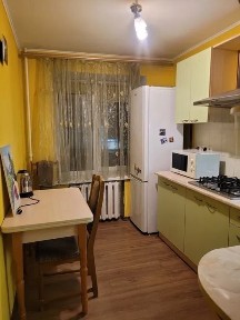 Днепр, Александра Поля просп., 17