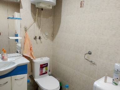 Днепр, Александра Поля просп., 44