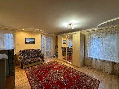 Дніпро, Академика Янгеля вул., 3