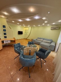 Аренда 3-комнатной квартиры 95 м², Дарницкая ул., 21