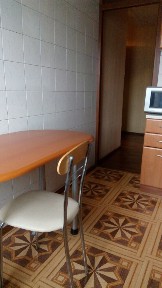 Дніпро, Метростроевская вул., 3