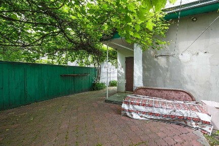 Киев, Сосновая ул., 18